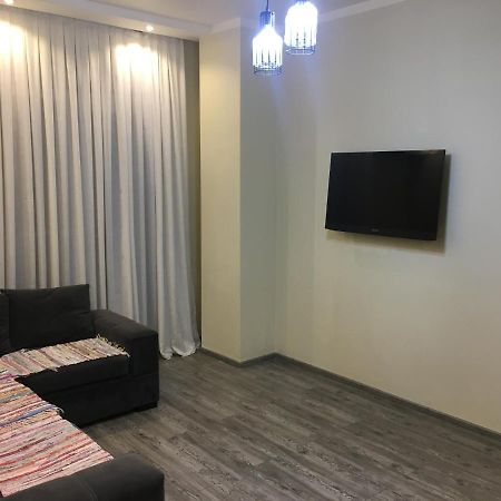 Apartment On Khimshiashvili 11A 바투미 외부 사진