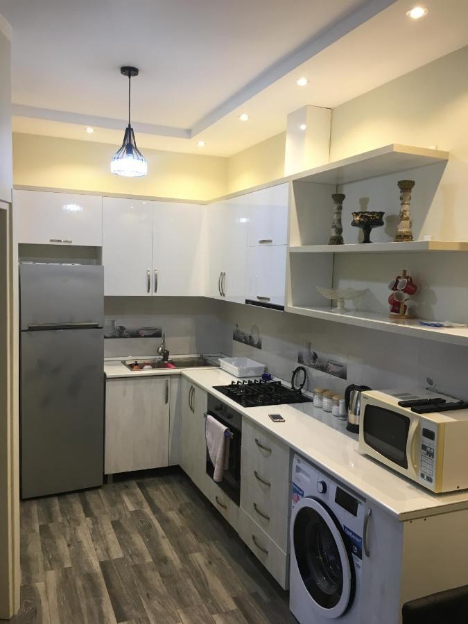 Apartment On Khimshiashvili 11A 바투미 외부 사진